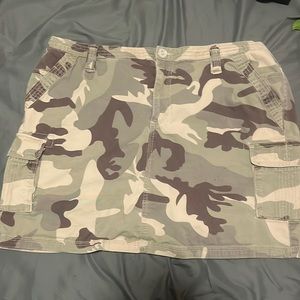 Fashion bug camo skirt